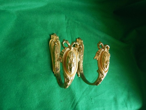 Paire embrases en bronze - paire,
