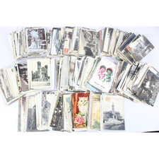 LOT DE 675 CARTES POSTALES
