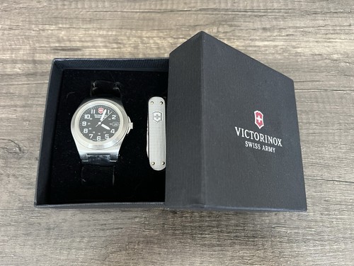 Victorinox swiss army men in - swiss,