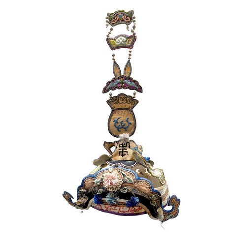 Habit ancien chapeau chinois