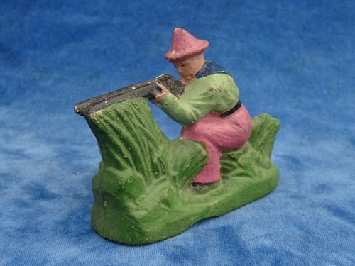 Rare top figurine - ++,