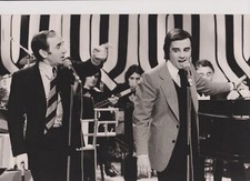 LOT DE 9 PHOTOS PRESSE THIERRY LE LURON