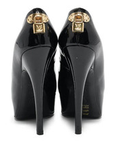 LOUIS VUITTON escarpins neuves 37