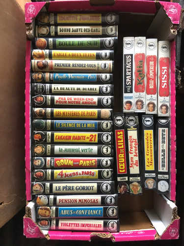 Lot vhs rene chateau - ,