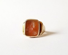 Chevalière ancienne or jaune 9k et intaille sur cornaline - tdd 54 - 7.08 grs