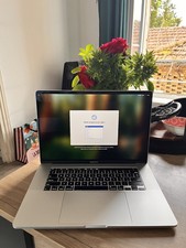 MacBook Pro Touch Bar 15"