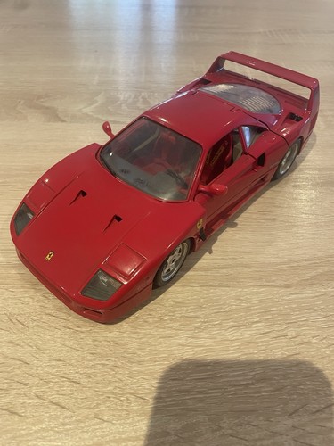 Ferrari f40 burago 18 - f40, (1987)