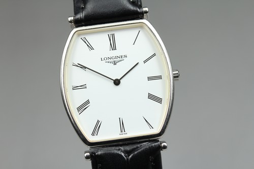 Presque comme neuve montre - [presque,