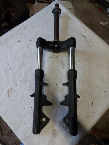 Fourche gilera 800 2011 - 800,