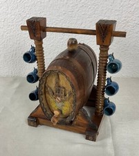 Ancienne ensemble à liqueur de table tonneau et 6 petites tasses