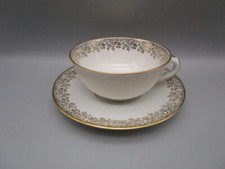 Dejeuner ancien en porcelaine de limoges