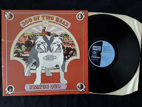 Status quo dog two - of, head