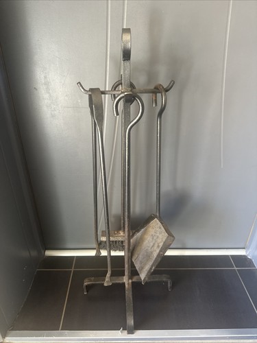 Ancien serviteur cheminée - ancien,