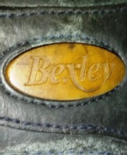 Une paire de mocassins BEXLEY