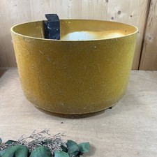 Jardinière vintage en velours jaune 