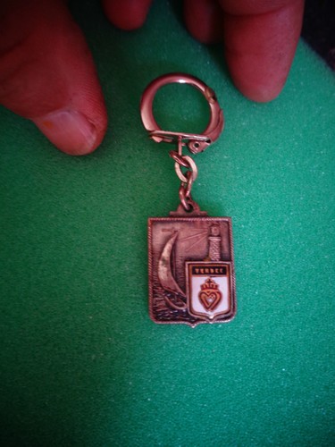 Ancien porte clé emaillé - ancien,