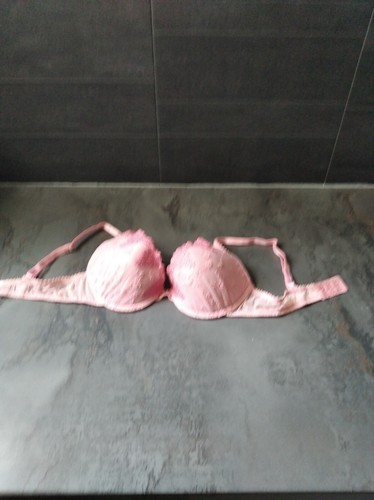 Soutien gorge rose rembourré