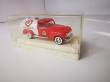 Camion miniature Solido L’Âge d’Or Dodge Citerne Texaco 1/43 réf. 4426 BO