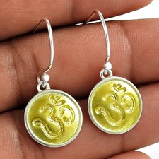 Noël Cadeau Solide 925 Sterling Argent Plaqué Or Om Oreilles Indien Bijoux