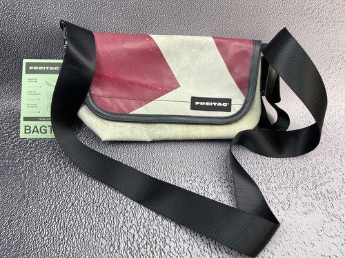 Nouveau freitag f41 - freitag, hawaii