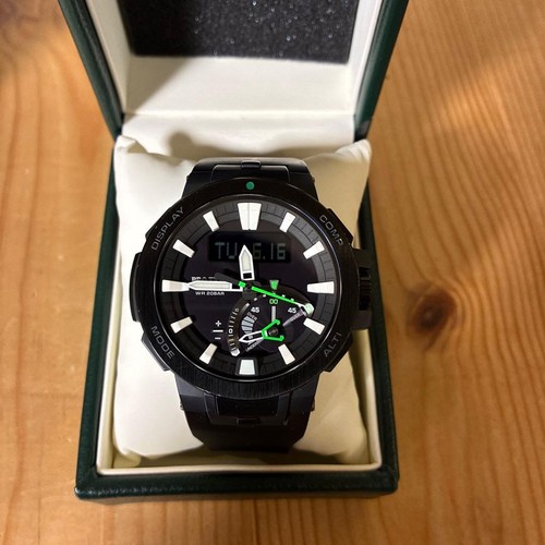 Montre noire casio - montre,