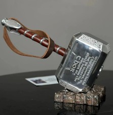 Réplique de marteau Mjolnir