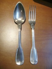 Duo fourchette + cuillère en métal argenté "A. Frenais" monogrammé "MD"