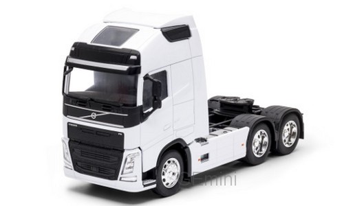 Volvo blanc 1 32 - volvo, x
