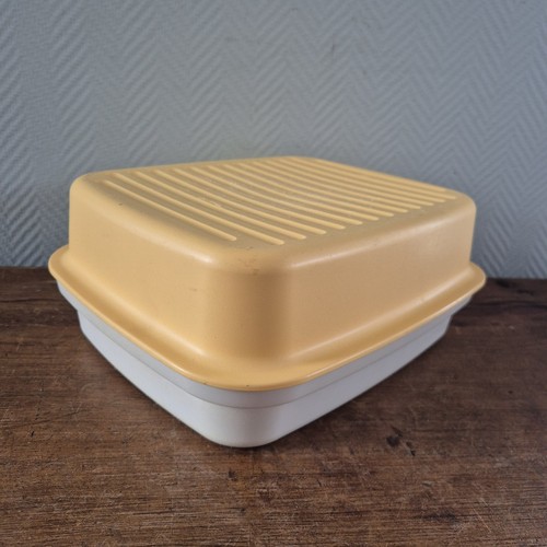 Boîte pain tupperware - boîte,