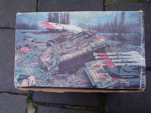Ancien jouet tank lance - ancien,