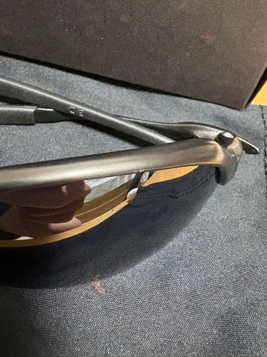 Lunettes soleil oakley - lunettes,