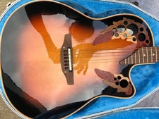 Guitare acoustique Ovation USA