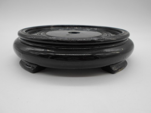 Socle en bois - ), vase