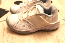 WILSON CHAUSSURE TENNIS ENFANT  28  2/3 NEUF
