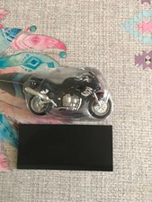 Moto miniature Triumph RS Motos à Collectionner Maisto Altaya 1/18