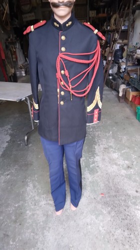 Superbe uniforme garde - superbe,
