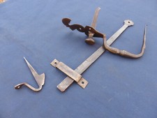 Ancienne Clenche poignée poucier ouvragée Barre 27 cm fer forgé mentonnet fer