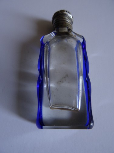 Ancien flacon sel - a,