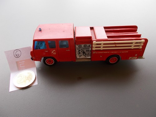 Firefighter car reduced - firefighter, car.reduced