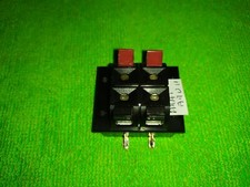 Akai AMU 11 bornier enceinte