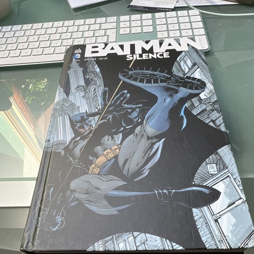 Urban comics batman - comics, silence