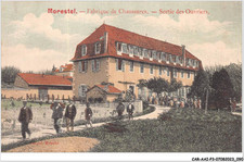 CAR-AAIP3-38-0237 - MORESTEL - Sortie des ouvriers - Fabrique de Chaussures