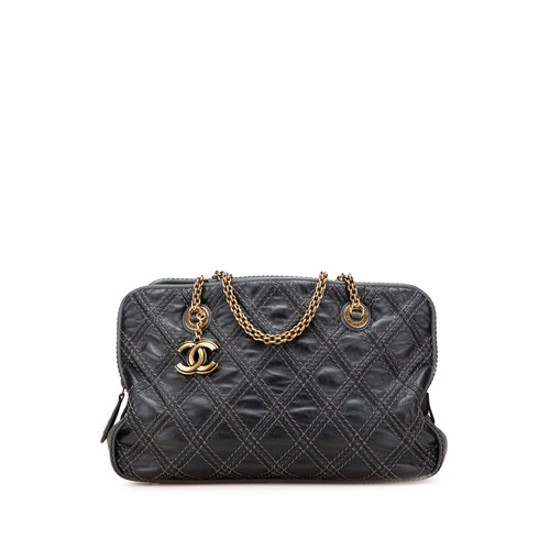 Chanel matelassé cuir - chanel,
