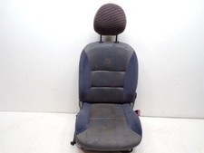 SIEGE AVANT DROIT 8931ZE