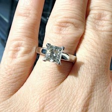 Bague de fiançailles diamant taille princesse 2,00 ct or blanc 14 carats...