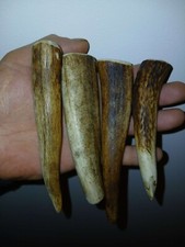 93. POIGNÉE DU COUTEAU