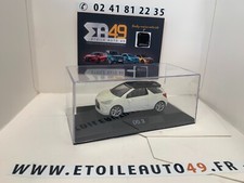 Citroën DS 3 blanche avec