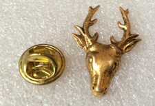 pin's vintage club de chasse