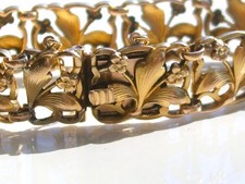 TRES BEAU BRACELET FLORAL