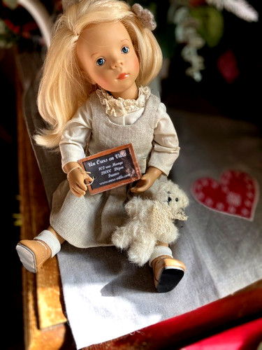 Rare poupee neuve - neuve, slyvia